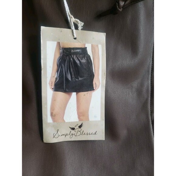 Simply Blessed Vegan Leather Skort Womens Small Brown Tie Waist NWT - Picture 4 of 8